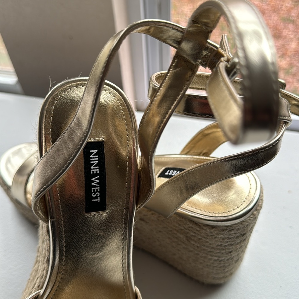 🍂🍁NINE WEST PLATFORMS🍁🍂 - Picture 3 of 7